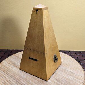 Vintage Seth Thomas Metronome # 10, E873-008 CAT. NO. 1102 Wind Up, USA Nice!
